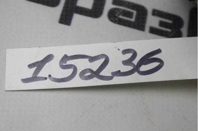 Защитная накладка переднего стекла 861312B000 HYUNDAI