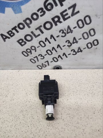 8622064 VOLVO Датчик включения стопсигнала купить в Днепр