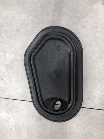 HYUNDAI 864W0140 Кнопка аварийки в наличии Черкассы