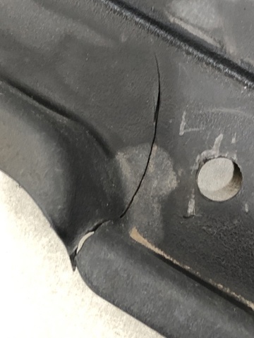 HYUNDAI 865803E500 Кронштейн бампера переднего центральный в наличии Винница