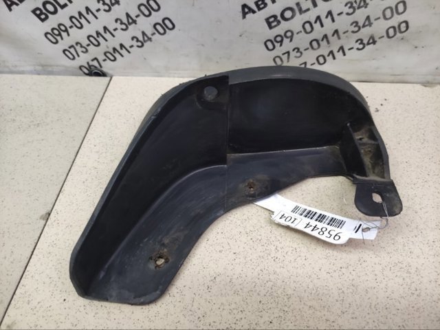 8683226900 HYUNDAI Брызговик передний правый купить в Украина