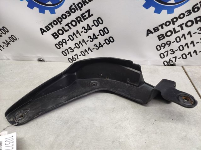868322H000 HYUNDAI Брызговик передний правый купить в Украина