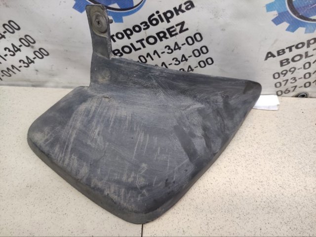 HYUNDAI 8684226000 Брызговик задний правый в наличии Черкассы