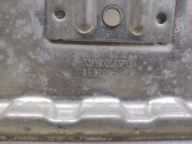 8697005 VOLVO Крепление (подставка) аккумулятора (АКБ) купить в Кривой Рог