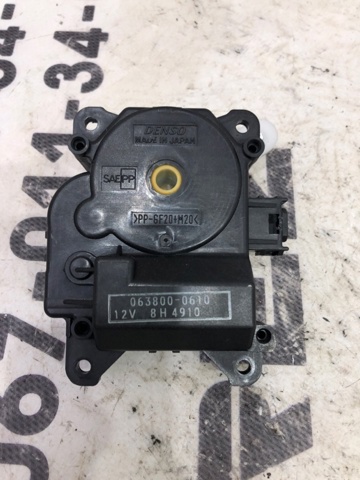 Мотор заслонки печки 8710648150 TOYOTA