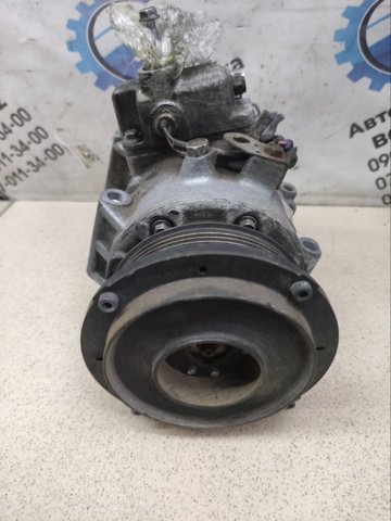 Компрессор климатической установки 8831050170 TOYOTA