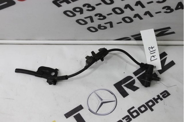 Датчик антиблокировочной системы торможения 8954233080 TOYOTA
