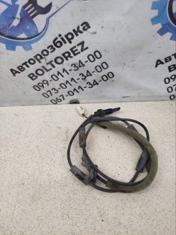 Датчик ABS задний правый 8954542040 TOYOTA