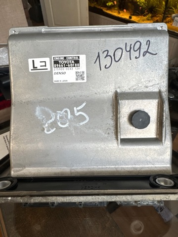Мозги двигателя 8966160F80 TOYOTA