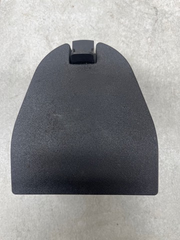 8T0860285 VAG купить в Ужгород