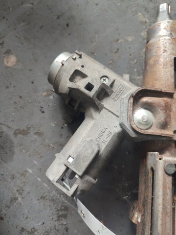 Замок зажигания 8V513F880DD FORD
