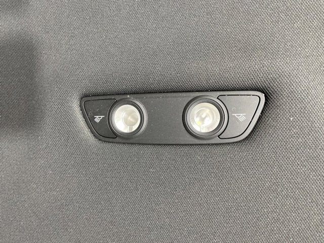 Плафон освещения салона/кабины, задний 8W09471116PS VAG
