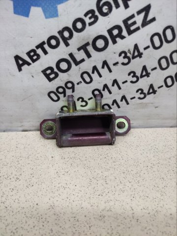 Петля багажника 904008H300 NISSAN