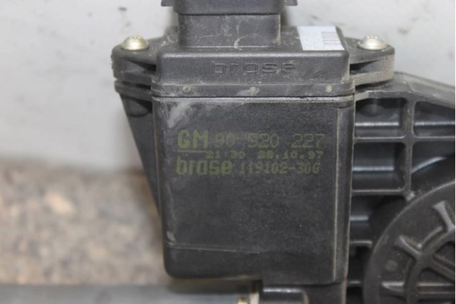 90520227 OPEL Мотор стеклоподъемника двери передней левой купить в Кривой Рог