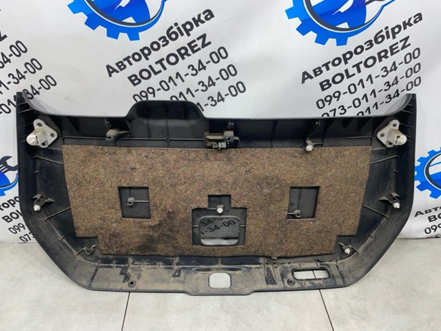 NISSAN 90900JG40A Обшивка (облицовка) крышки багажника (двери 3/5-й задней) в наличии Кривой Рог