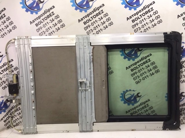 Стекло люка крыши 912108H311 NISSAN