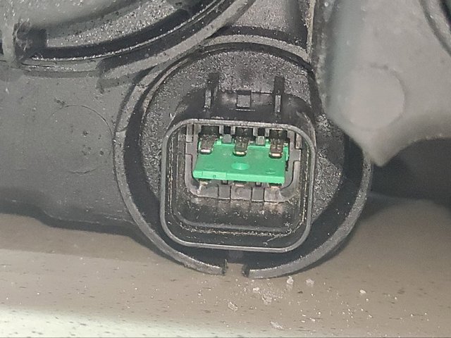 921023E611 HYUNDAI Фара правая купить в Киев