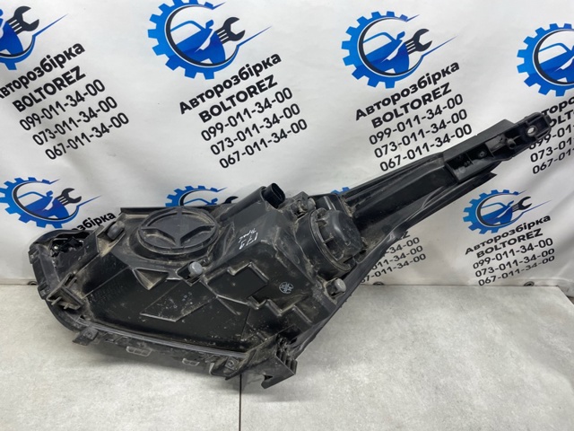 92102M0100 HYUNDAI Фара правая купить в Львов