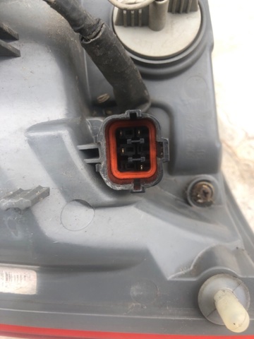 HYUNDAI 924022P020 Фонарь задний правый внешний в наличии Киев