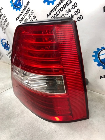 Фонарь задний правый 924023E510 HYUNDAI