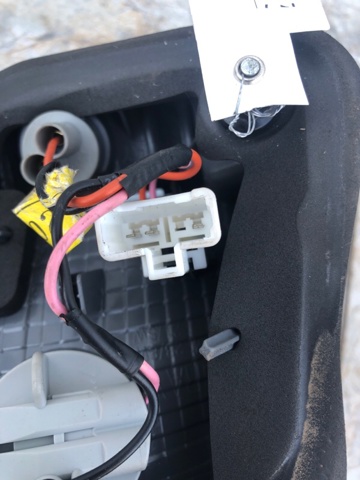 HYUNDAI 924052P020 Фонарь задний левый внутренний в наличии Хмельницкий