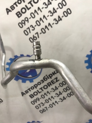 Шланг кондиционера, от компрессора к радиатору 92490JG700 NISSAN