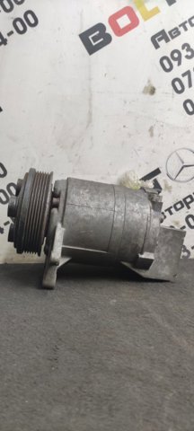 Насос кондиционера 92600CA010 NISSAN