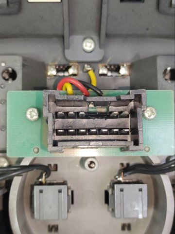 928003E560CY Плафон освещения салона (кабины) купить Ровно