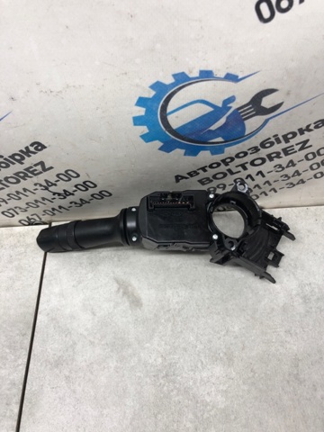 934202P560CA HYUNDAI Правый подрулевой переключатель купить в Киев