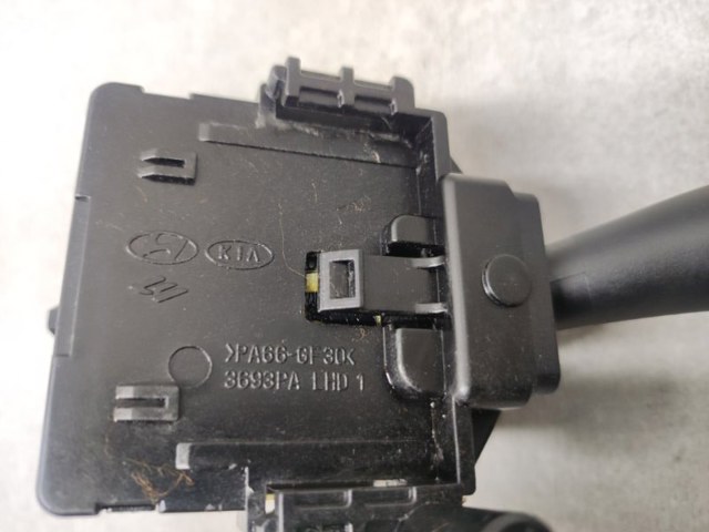 934202R010 HYUNDAI Переключатель подрулевой правый купить в Львов
