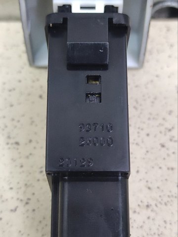 9371026000 HYUNDAI купить в Ирпень