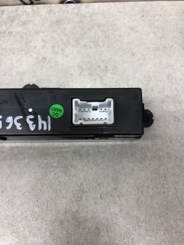 945102P100VA HYUNDAI Часы салонные купить в Одесса