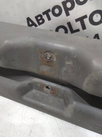 96100EB50A NISSAN Подножка правая купить в Николаев