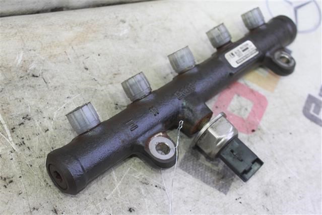 9654726280 PEUGEOT Распределитель топлива (рампа) купить в Тернополь