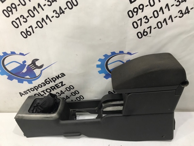 Центральная консоль торпеды 96910EQ311 NISSAN