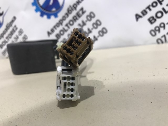 969318H900 NISSAN купить в Ужгород