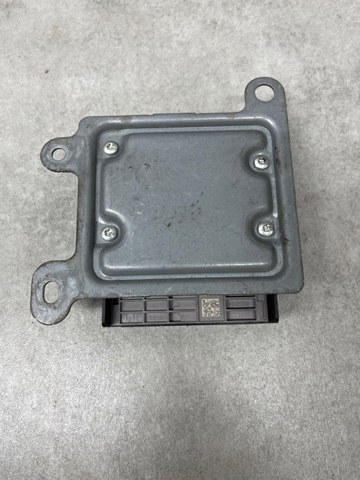 985102761R Модуль-процессор управления подушкой безопасности (ЭБУ AIRBAG) купить Черновцы