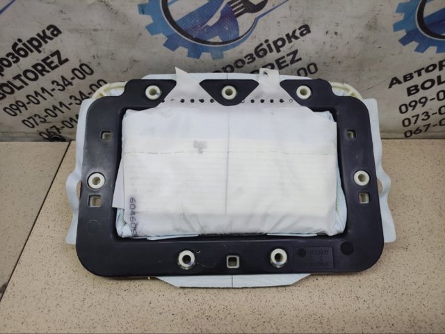 Подушка безопасности боковая 985153681R RENAULT