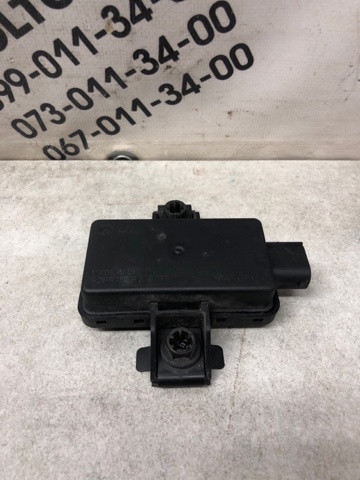 Блок системы контроля давления в шинах A0009002013 MERCEDES