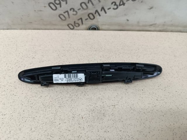 A0015425423 MERCEDES Дисплей парктроника купить в Николаев
