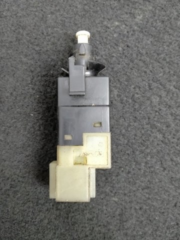MERCEDES A0015456709 Датчик включения стопсигнала в наличии Винница