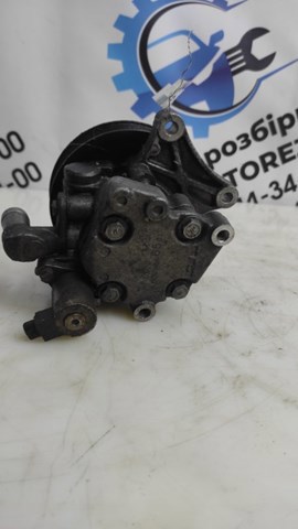 Помпа ГУР Mercedes C