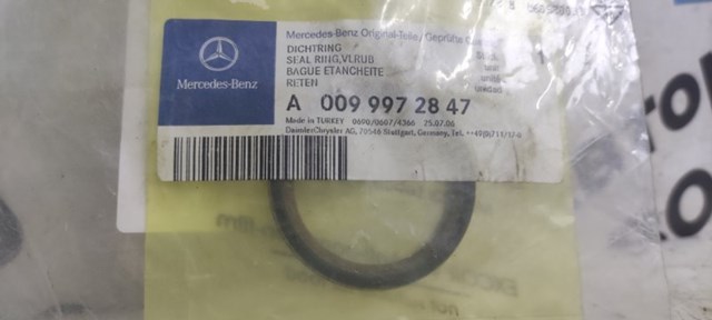 MERCEDES A0099972847 Сальник полуоси заднего моста в наличии Хмельницкий