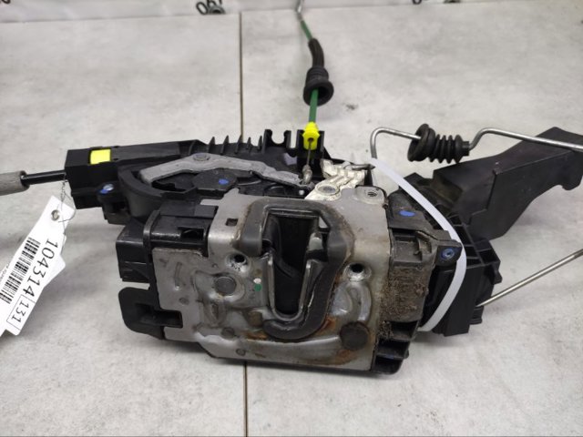 MERCEDES A0997206701 Замок передней правой двери в наличии Винница