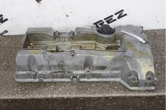 MERCEDES A1110100330 Крышка клапанная в наличии Чернигов