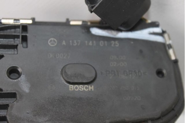 MERCEDES A1371410125 Дроссельная заслонка в сборе в наличии Тернополь