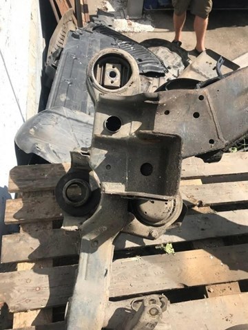 Балка передней подвески A1403303542 MERCEDES