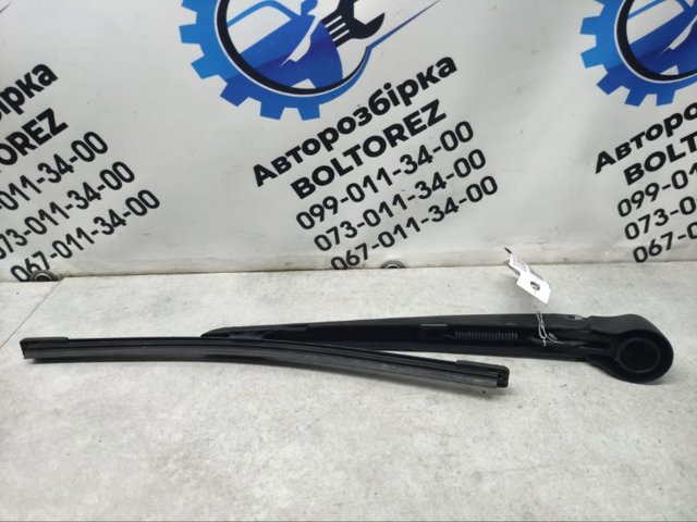 A1568200044 MERCEDES Рычаг-поводок стеклоочистителя заднего стекла купить в Ужгород