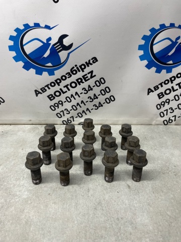 MERCEDES A1634010670 Колесный болт в наличии Николаев
