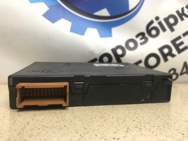 A1635452832 MERCEDES Регулятор оборотов вентилятора купить в Ужгород